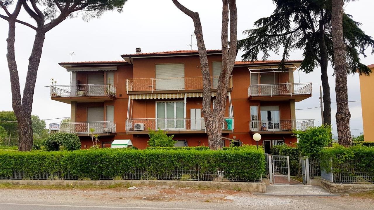Apt. 7 - Villa Dei Pini Ameglia Exterior photo
